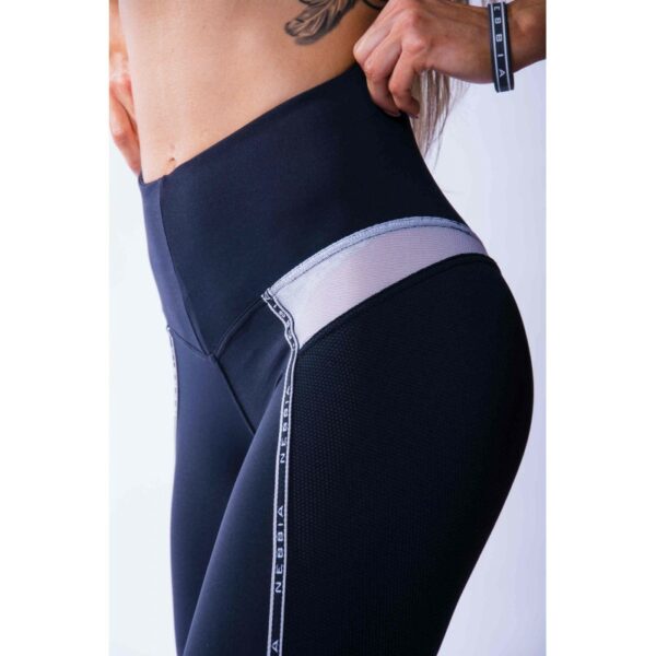 leggings-v-butt-model-n605-black-nebbia-4